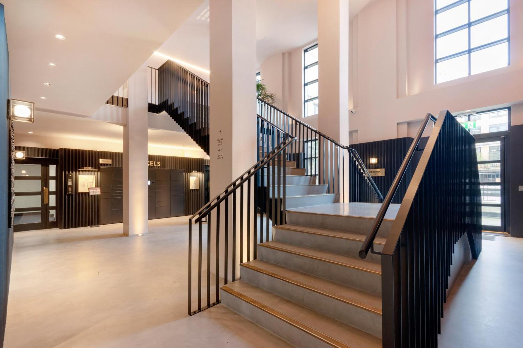 2 Bed Bethnal Green Penthouse Londra Exterior foto